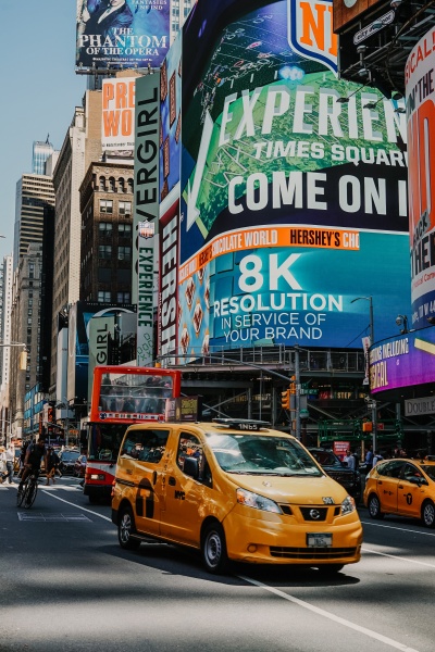 Publicidad en espectaculares recién planeada